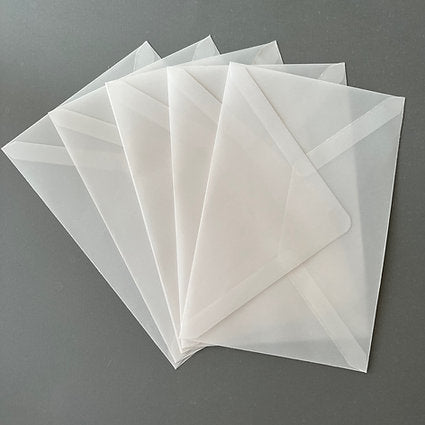 Ensemble d'enveloppes en papier translucide