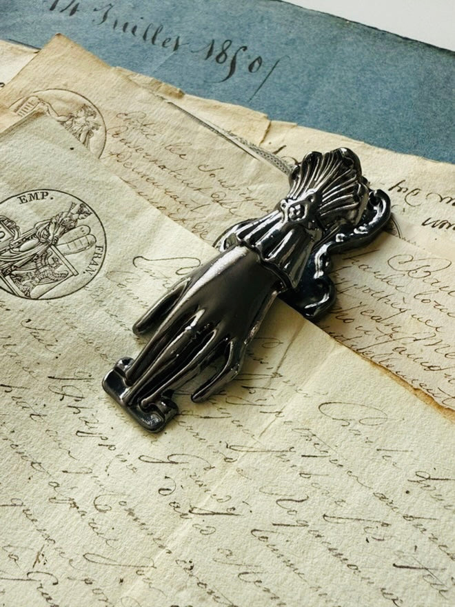 Vintage hand clip – Oriandcalli