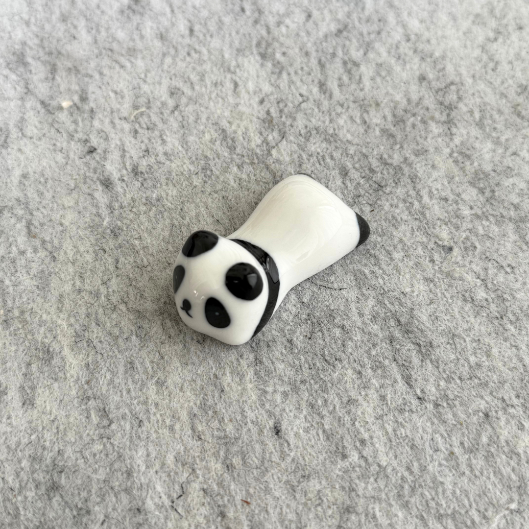 Pen Rest Group 6 - Oriandcalli