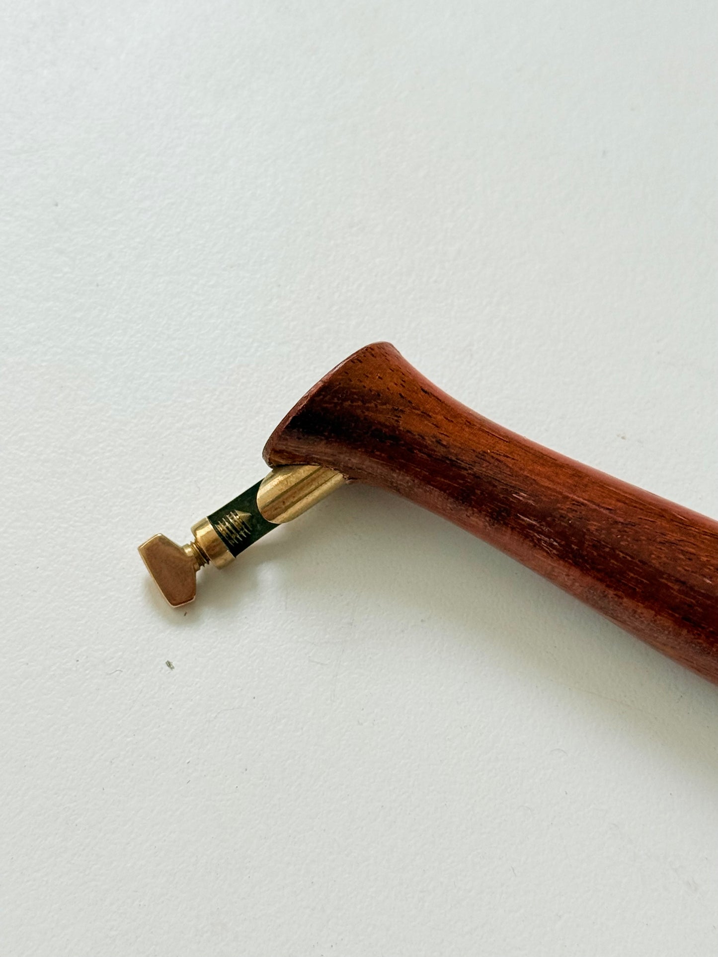 Calligraphy Universal  holder