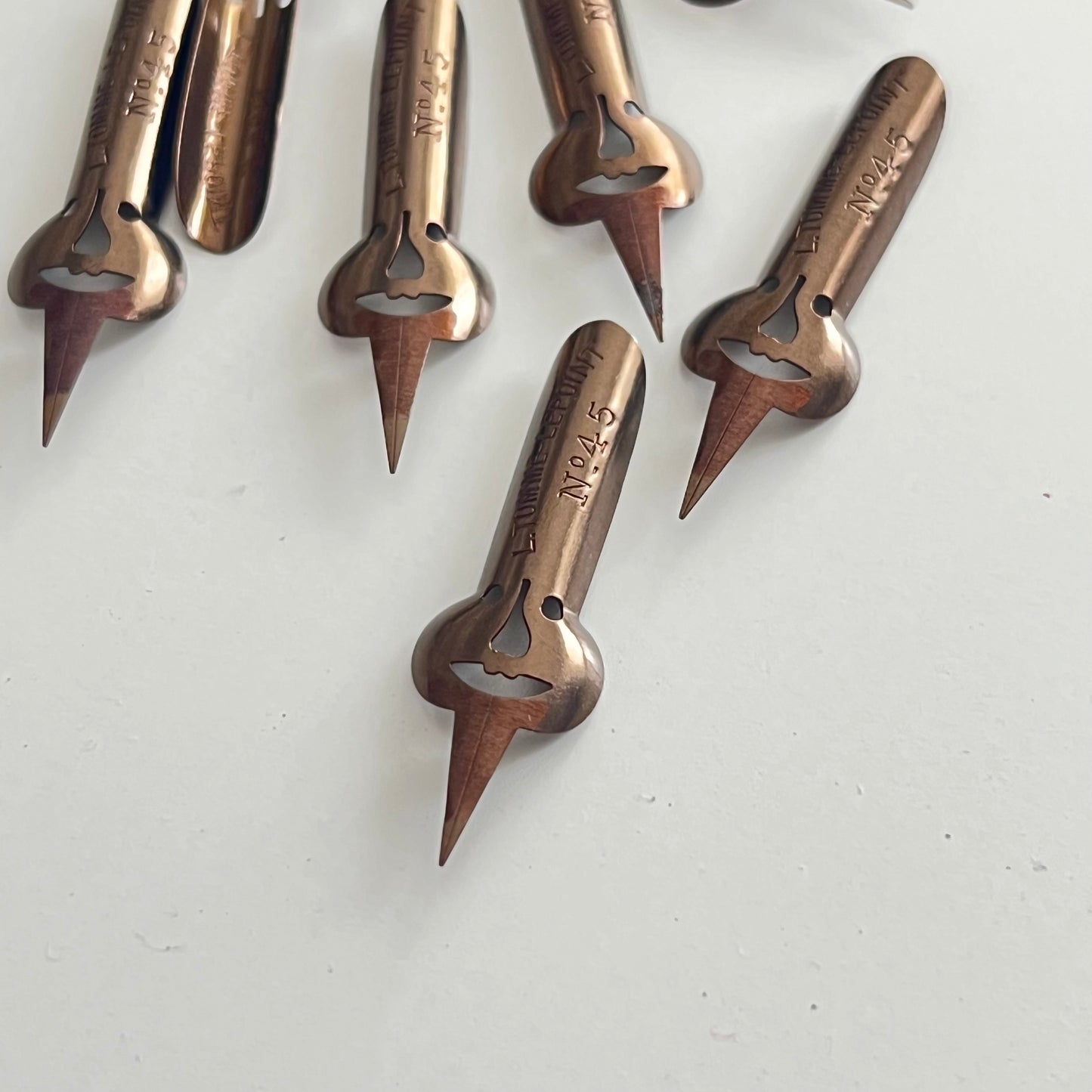 Smiley nib vintage