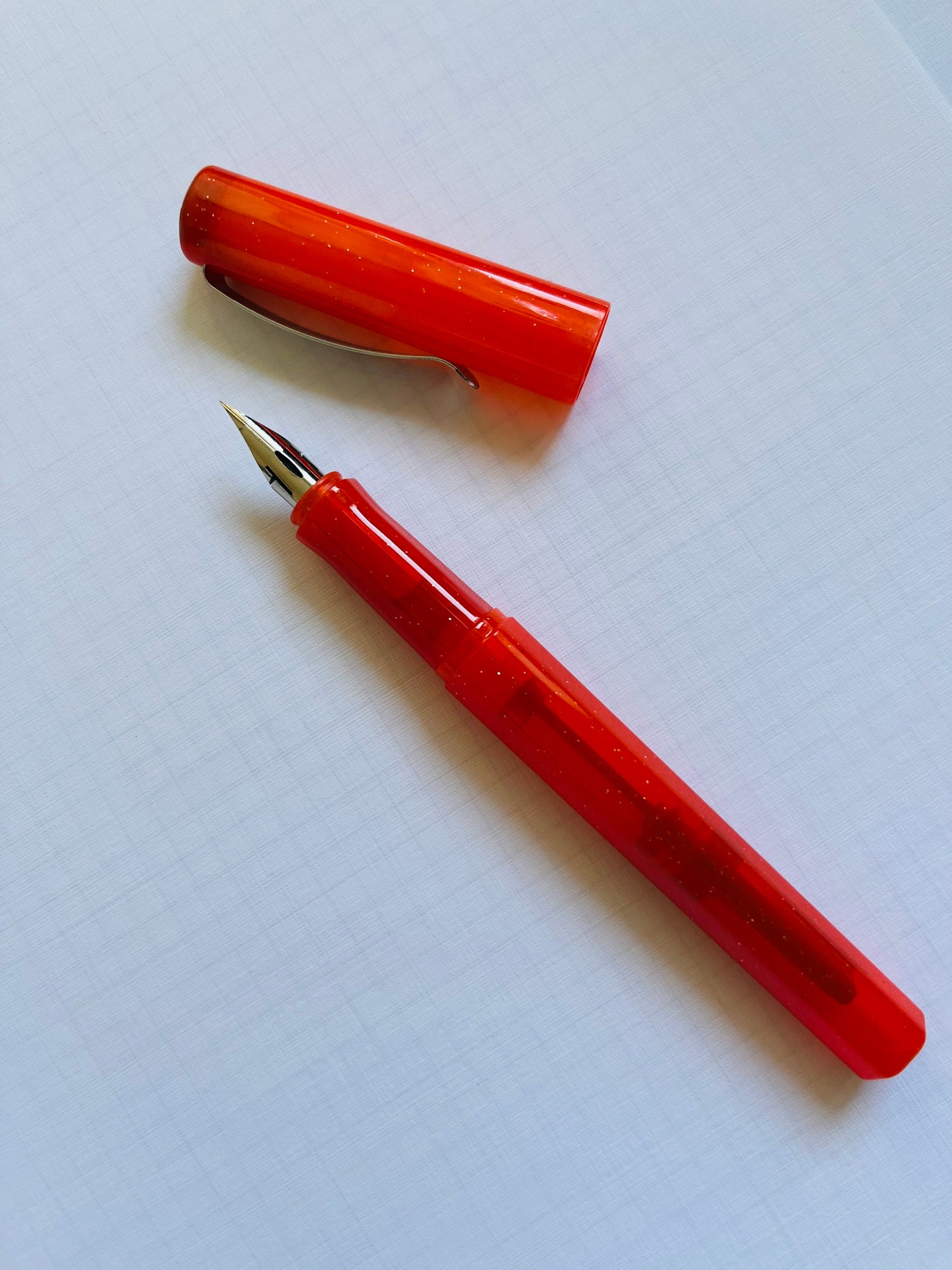 oriandcalli 
Calligraphy flex nib pen 