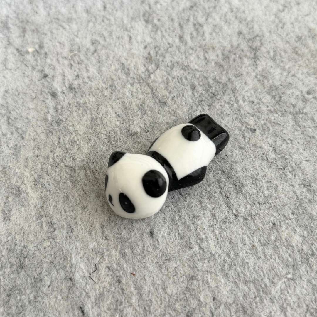 Pen Rest Group 6 - Oriandcalli