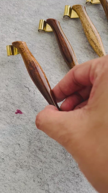 Wooden oblique holder